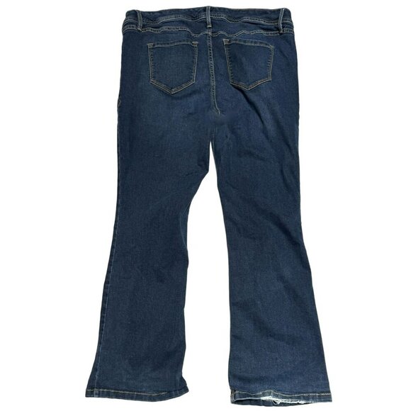 Torrid Lux Slim Boot Cut Jeans Classic 5 Pocket Cotton Stretch Denim Sz 16S - Picture 3 of 8